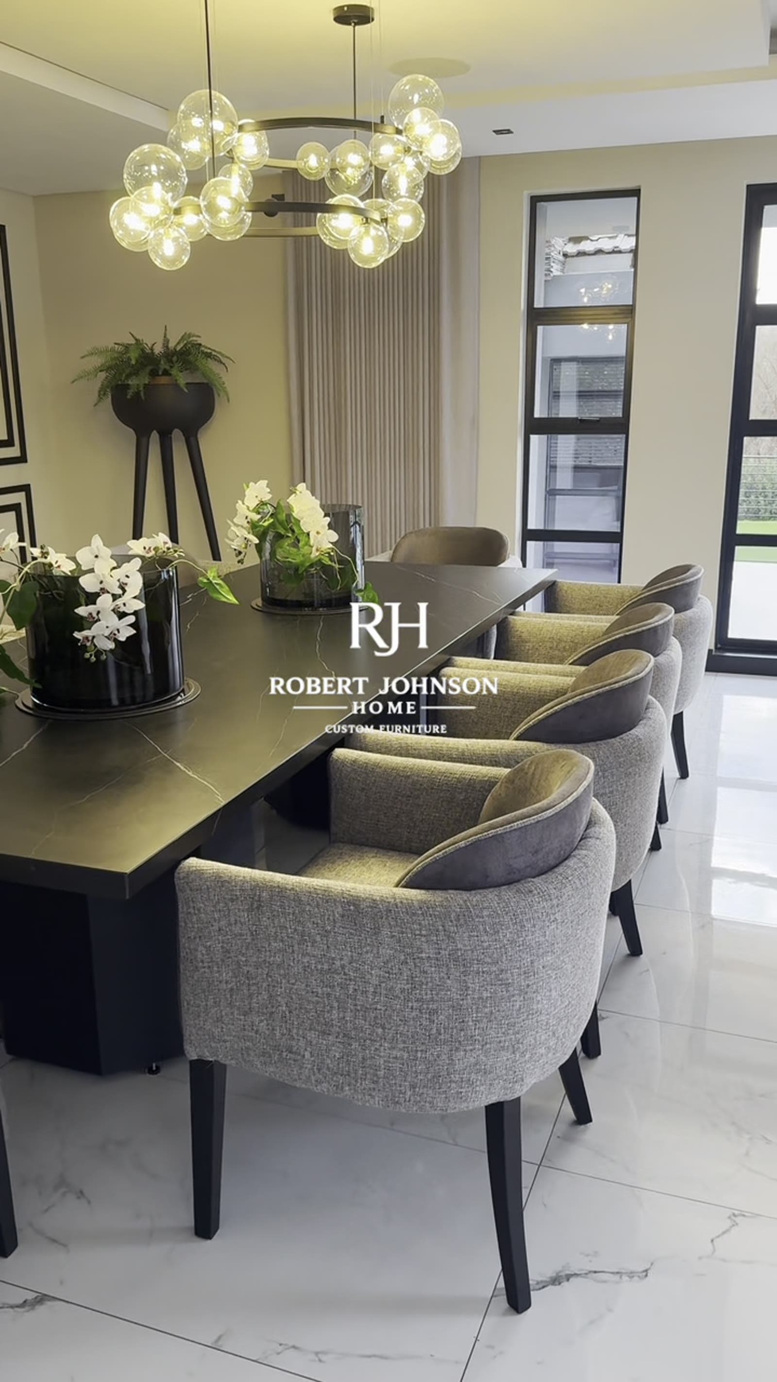 Dining collection